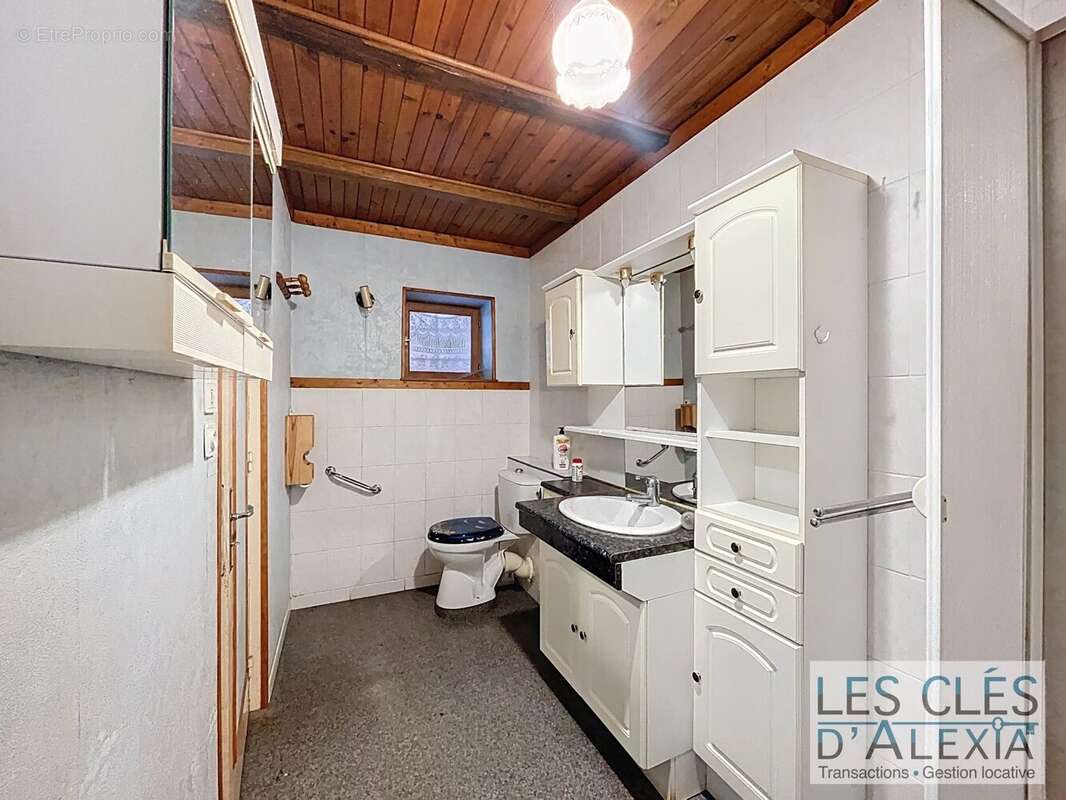 Appartement à JOUDES