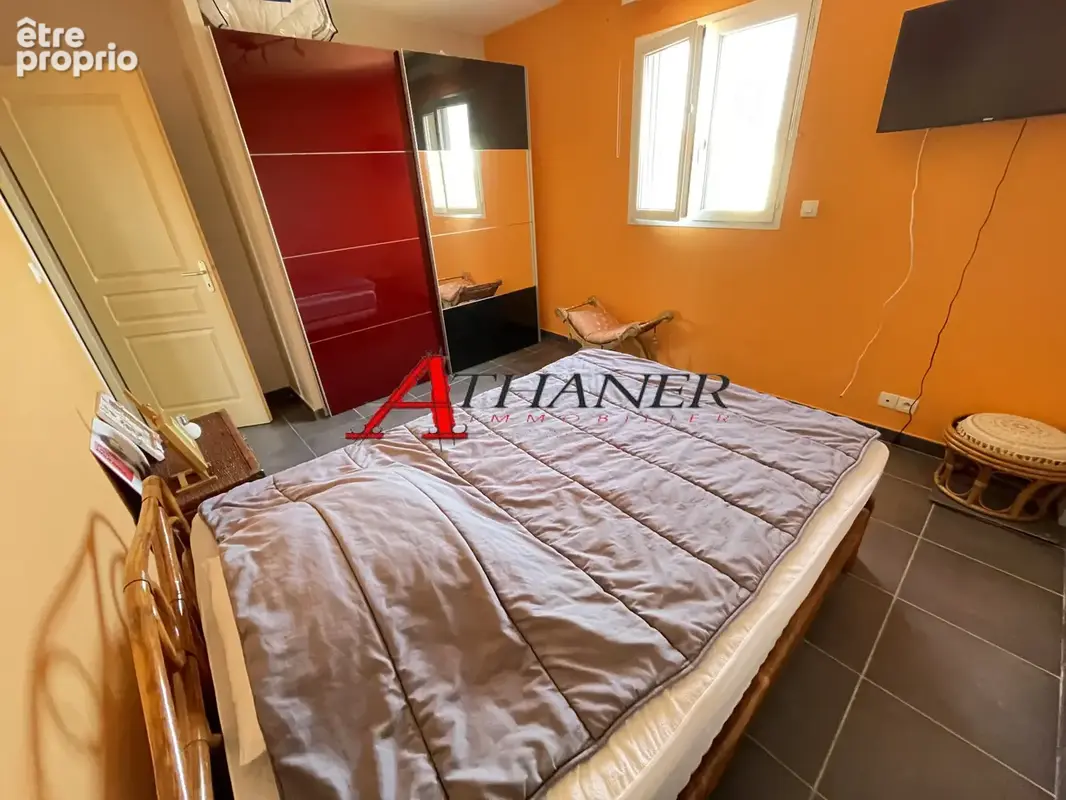 Palau Del Vidre - Villa 5 Pièces de 140m2 avec Piscine et 467m2 de Terrain - photo 13