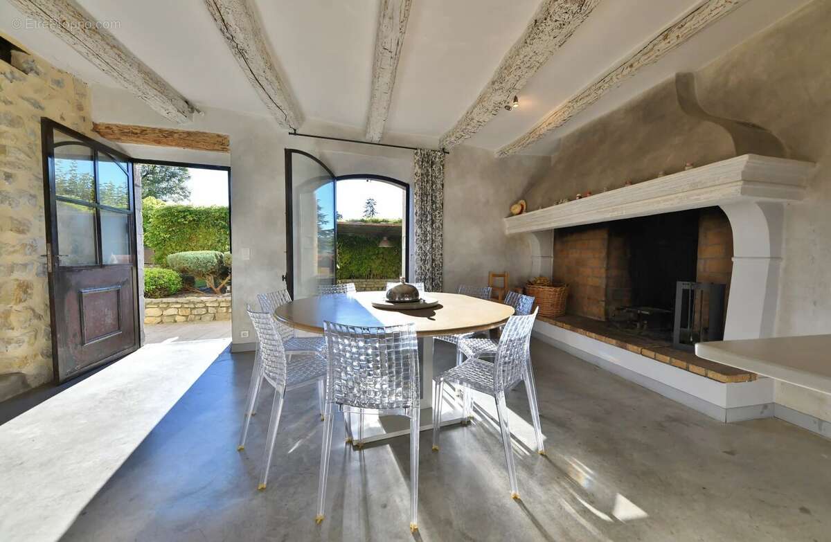 Maison à UZES