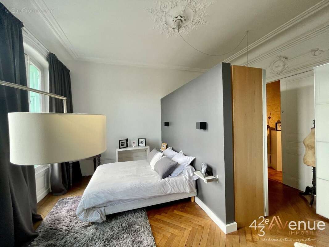 Appartement à SAINT-ETIENNE