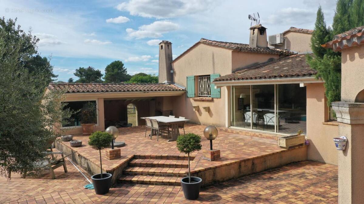 Maison à PUGNAC