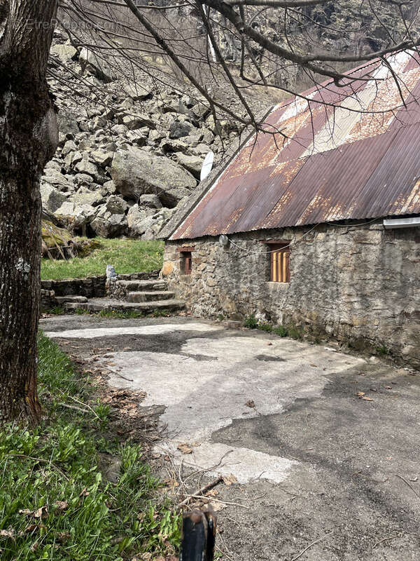 Maison à GEDRE