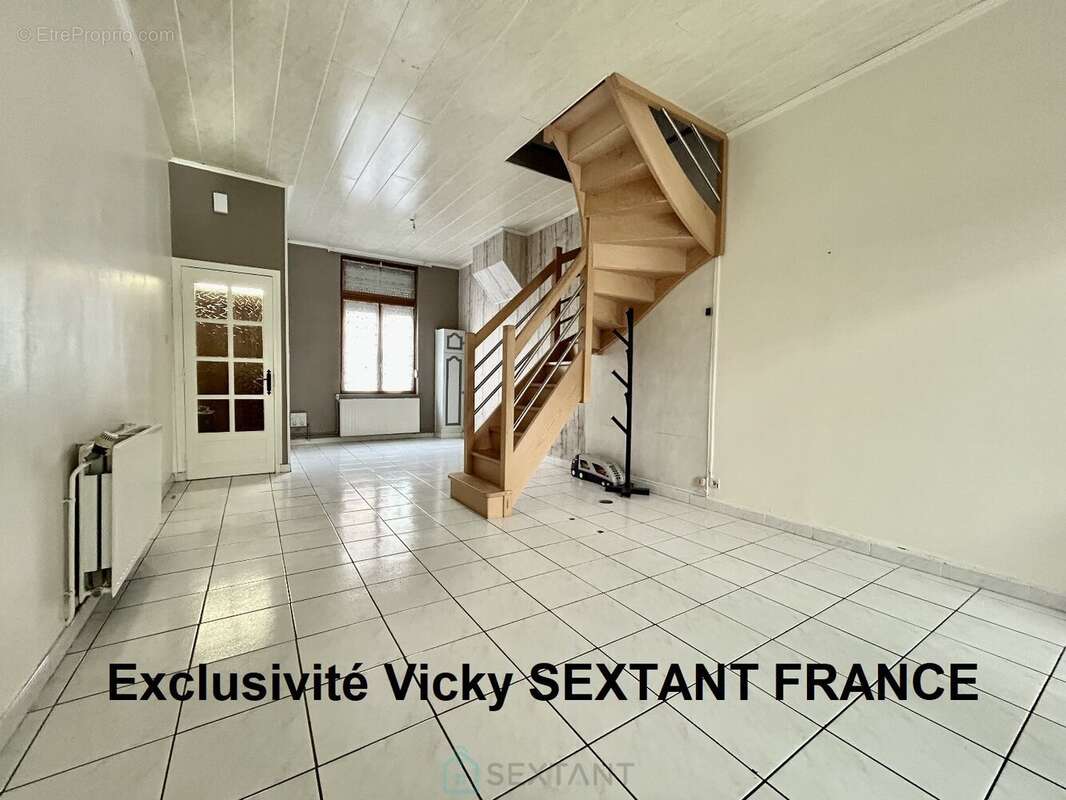 Maison de ville - photo 2