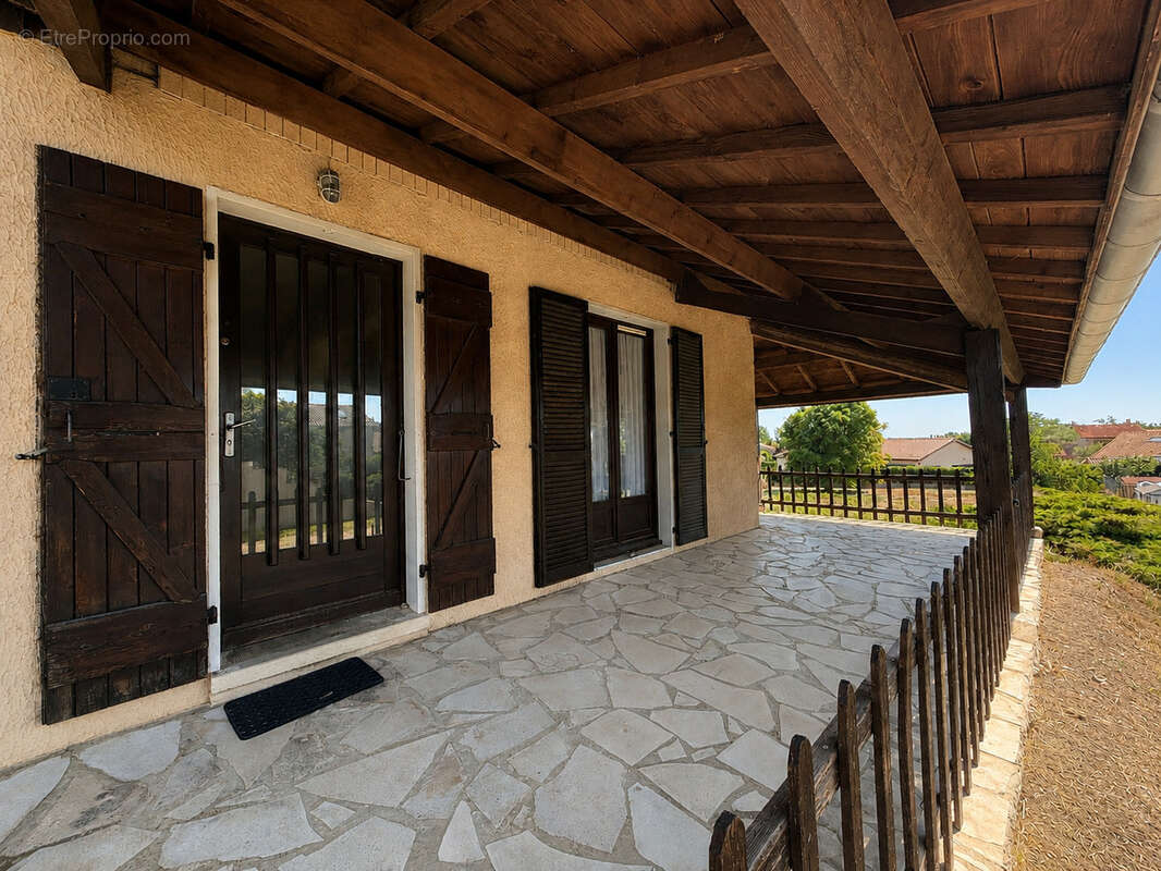 Maison à PELUSSIN