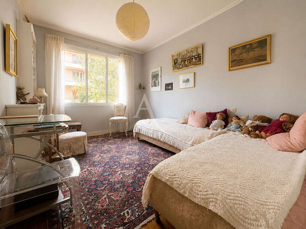 Appartement à FONTENAY-SOUS-BOIS