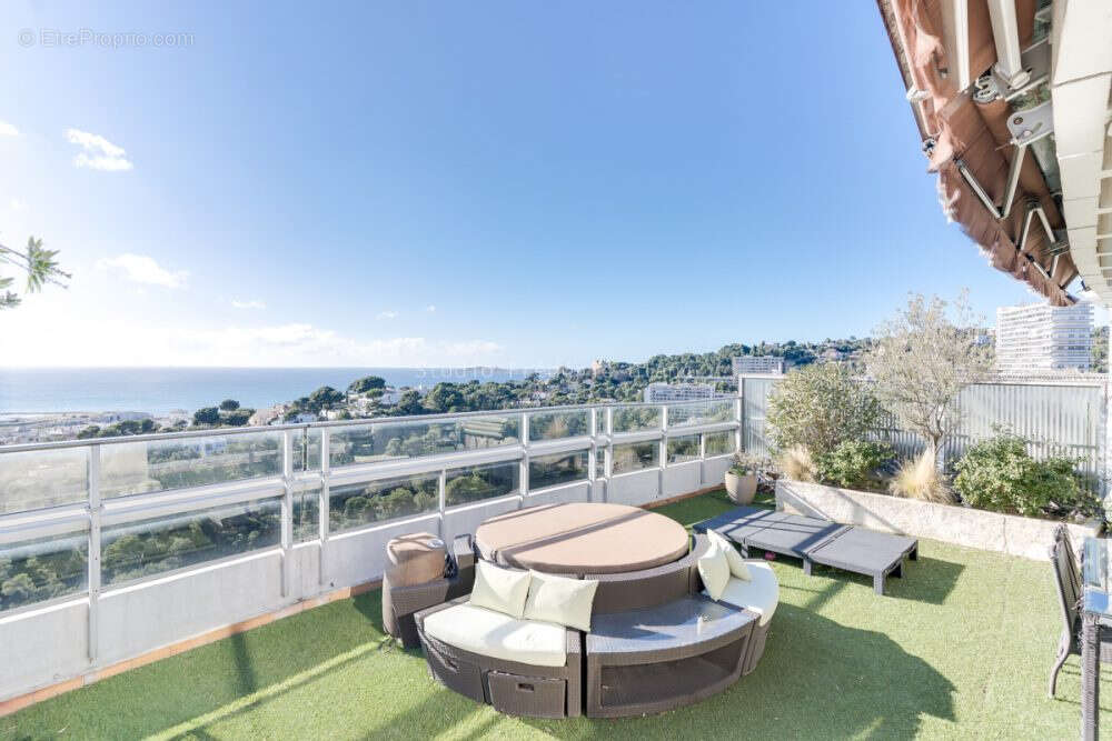Appartement à MARSEILLE-8E