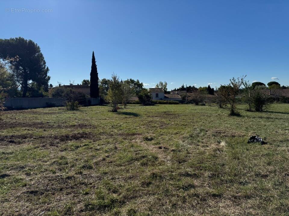 Terrain à CAUMONT-SUR-DURANCE