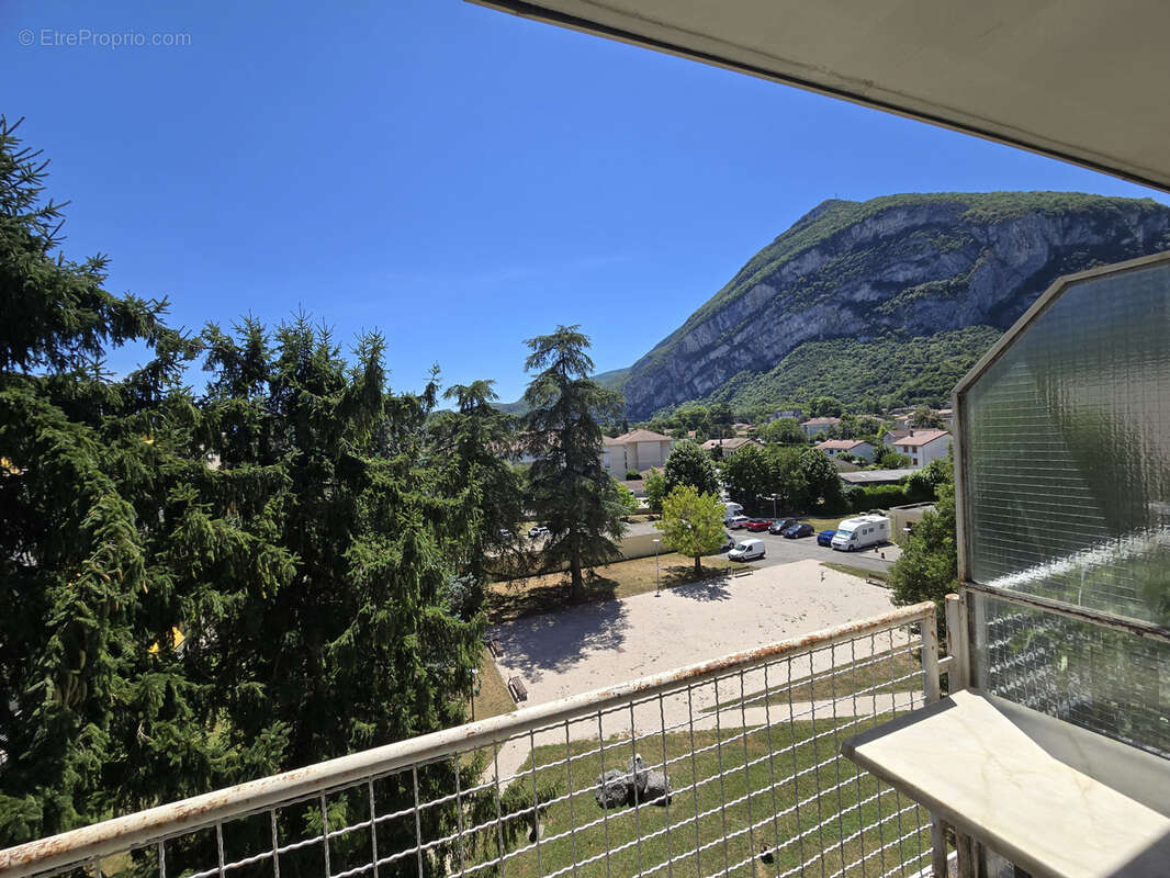 Appartement à SASSENAGE