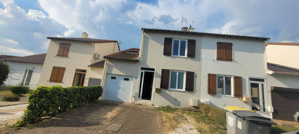 Maison à POITIERS