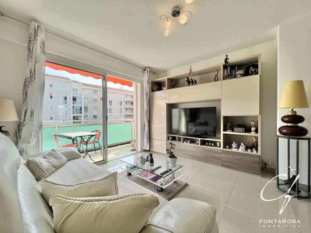 Appartement à SAINT-RAPHAEL