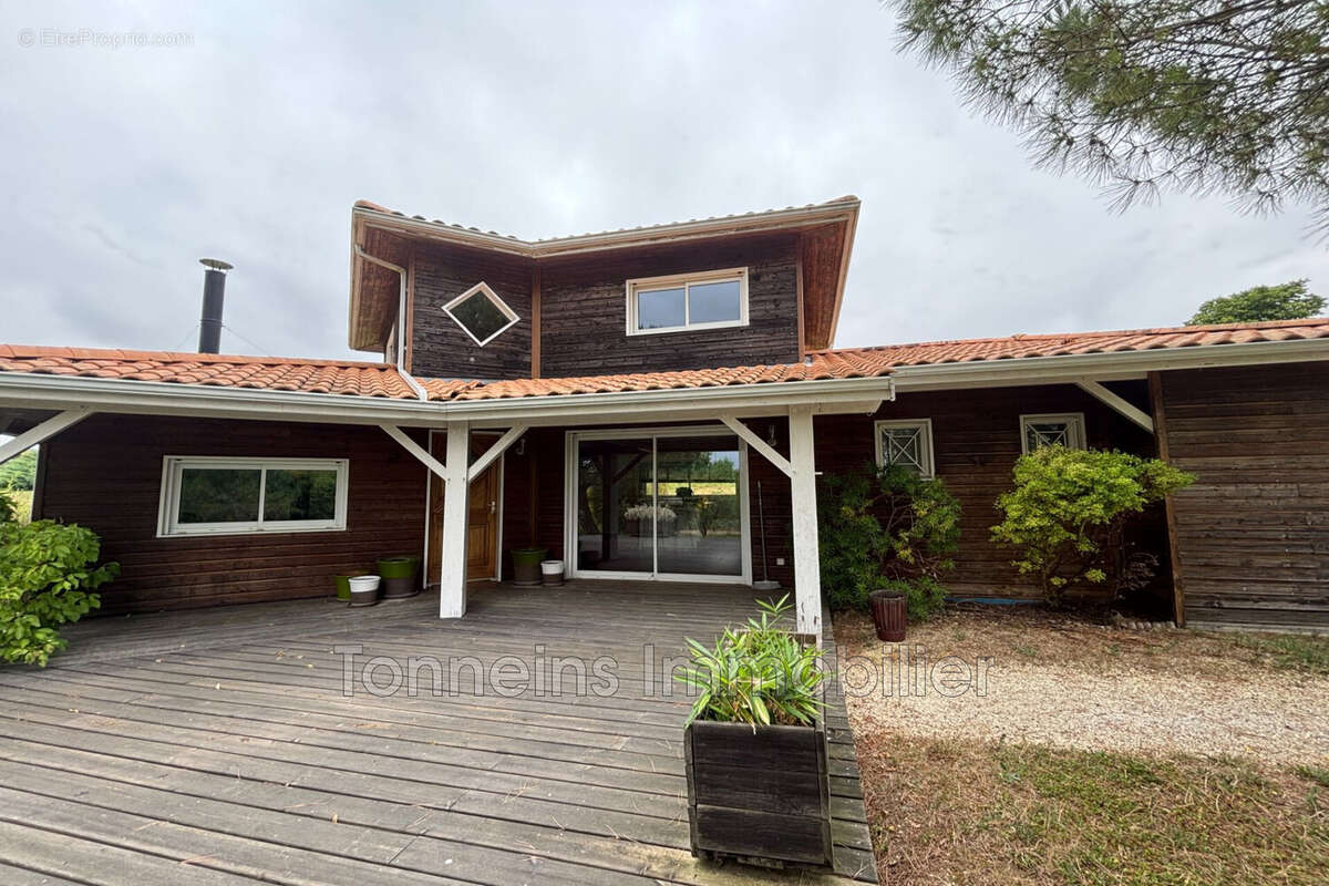 Maison 4 pièces 127 m² à vendre à Puymiclan (47350) - photo 2