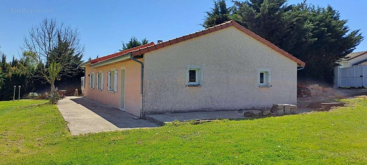 Maison à SAINT-DIER-D'AUVERGNE