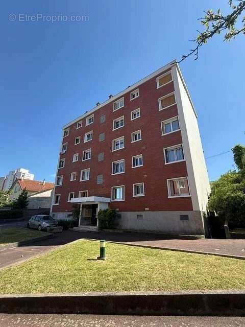 Appartement à NOISY-LE-SEC