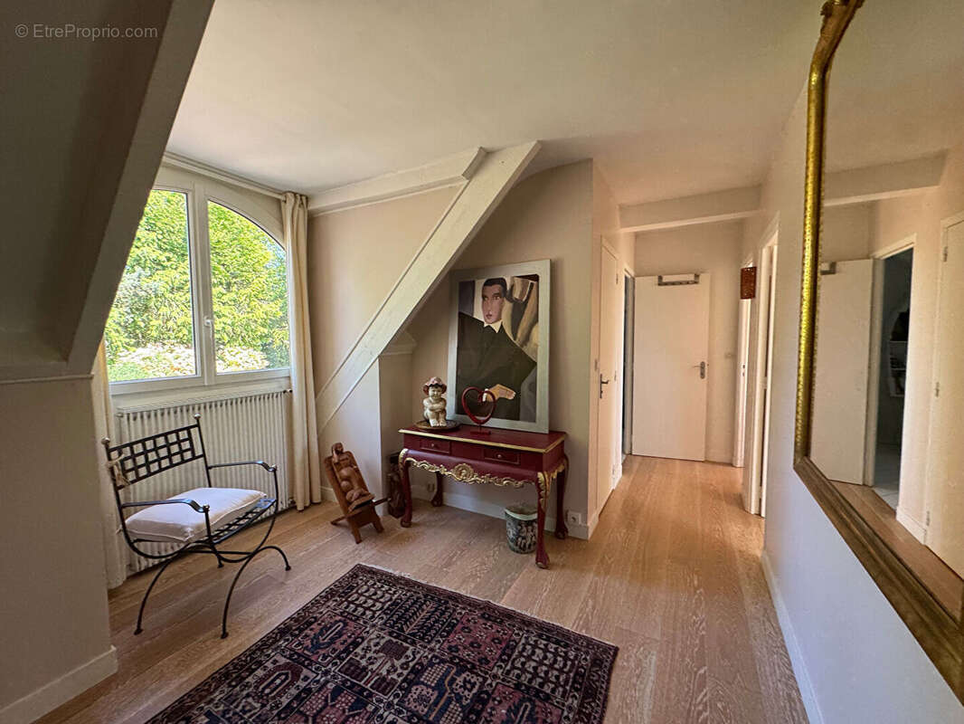 Maison à NOISY-LE-ROI