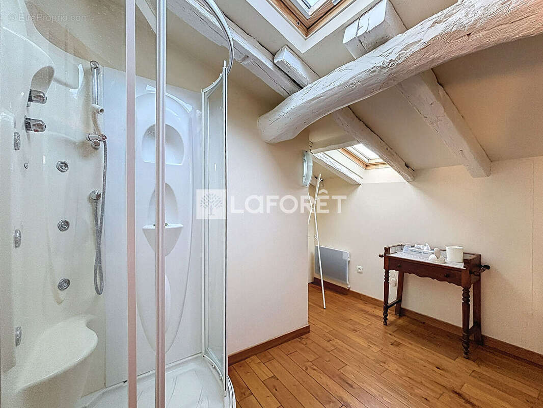 Maison à MONCLAR-DE-QUERCY