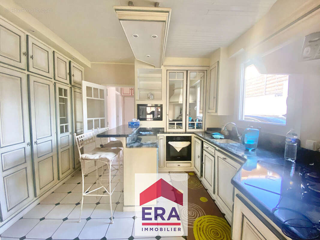 Maison à SARTROUVILLE