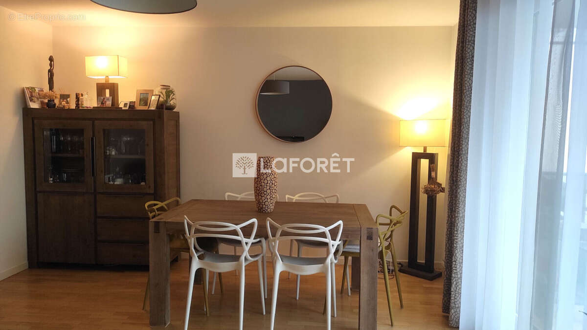 Appartement à ROSNY-SOUS-BOIS