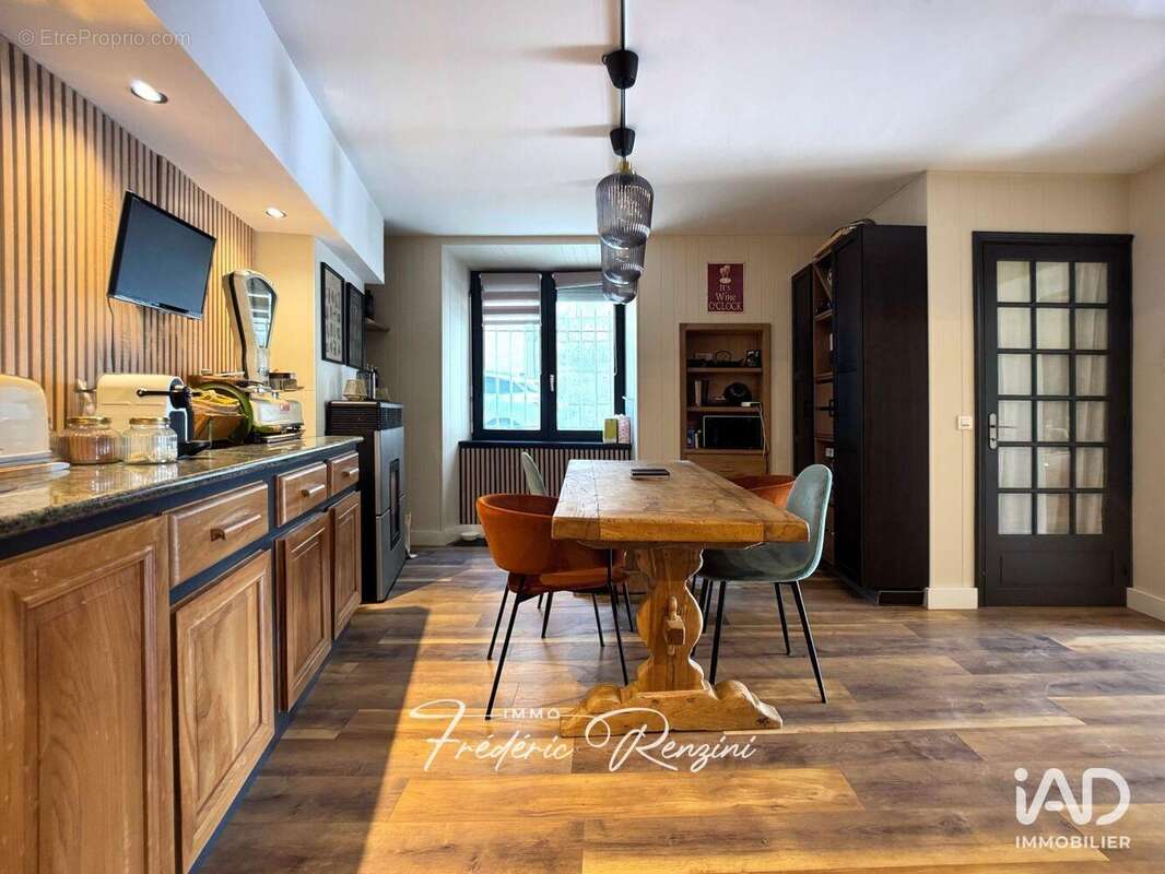 Photo 2 - Maison à VILLARDONNEL