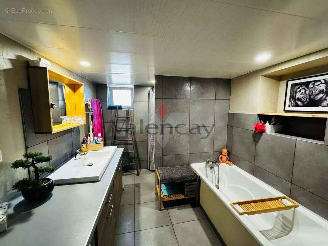 ILLZACH, Maison jumelée 5P , 3 chambres - photo 11