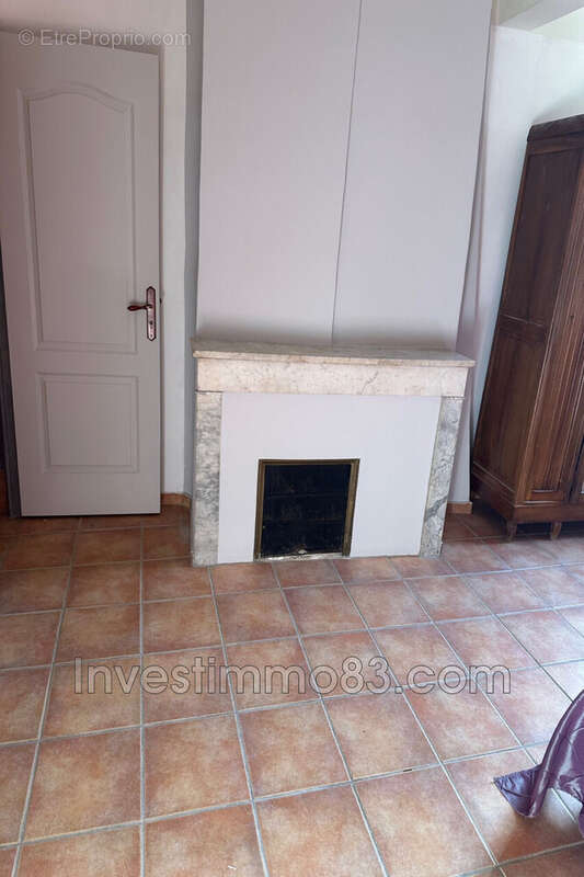 Appartement à BARJOLS