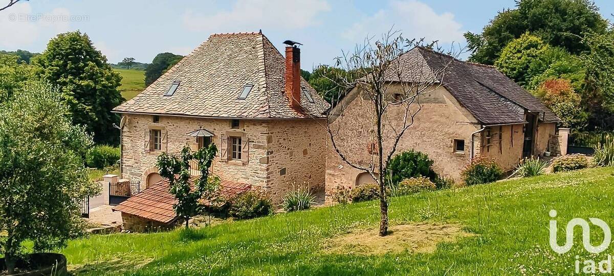 Photo 1 - Maison à CHENAILLER-MASCHEIX