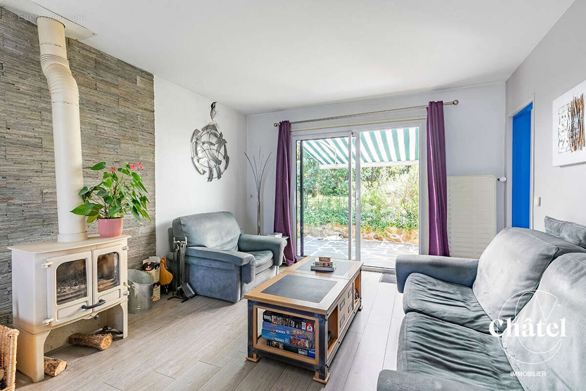 Senlis - Maison avec sous-sol - garage et jardin - photo 2