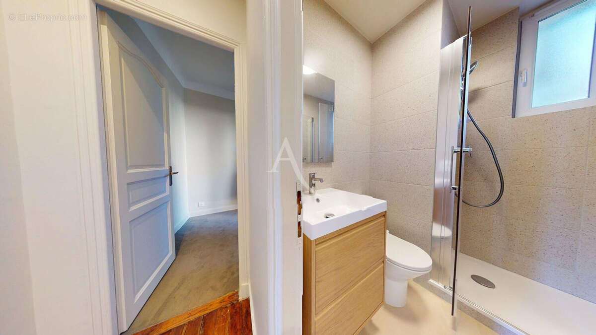 Appartement à PARIS-12E