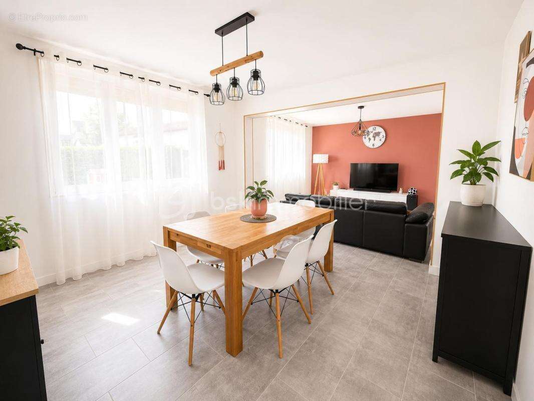 Maison 98 m² à La Chaussee-Sur-Marne  - photo 3