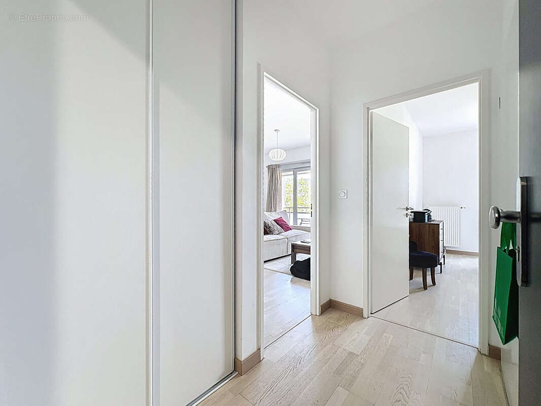 Appartement à BEZANNES