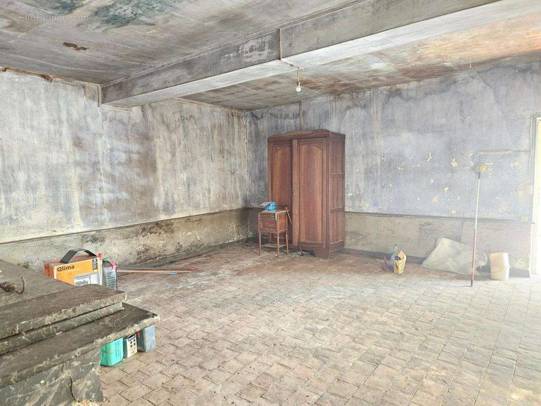 Ancien corps de ferme a restaurer - photo 5