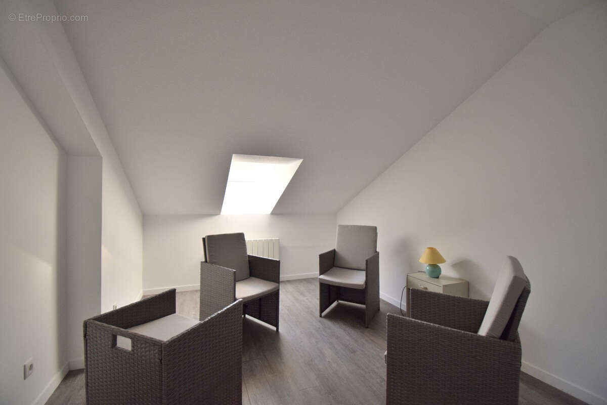 Appartement à GENESTON