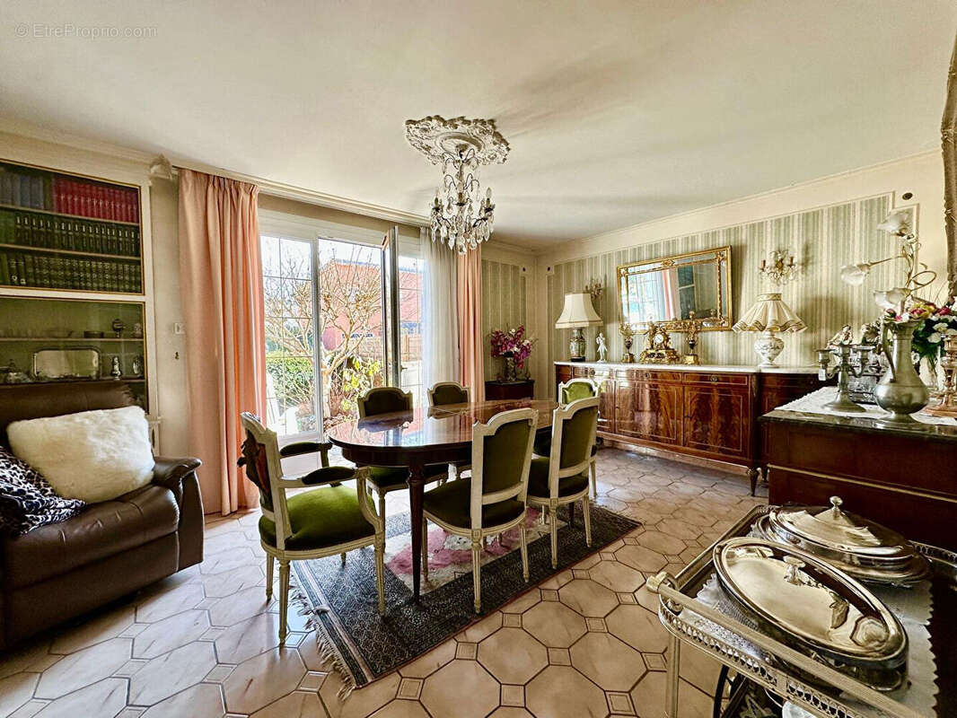 Maison à MAISONS-LAFFITTE