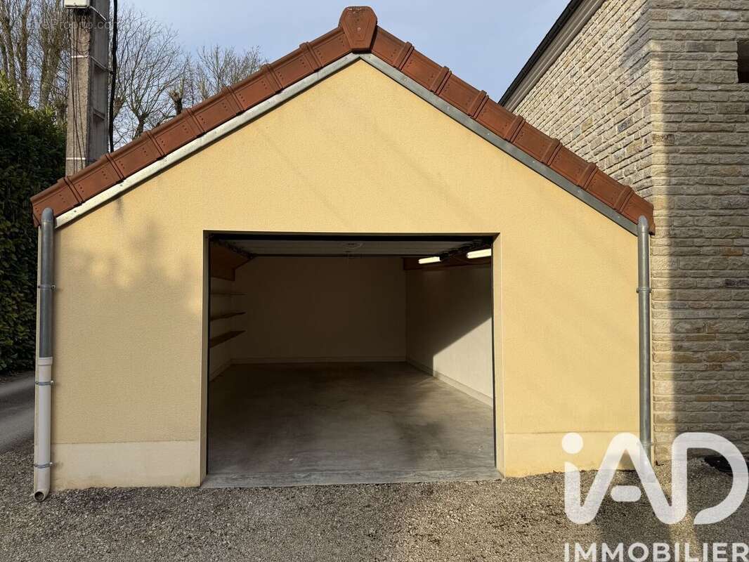 Photo 4 - Maison à LES RICEYS