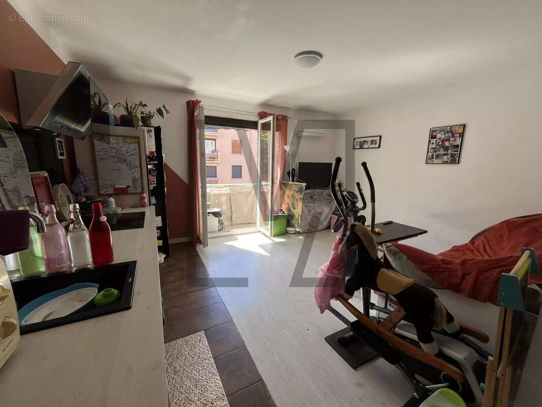 Appartement à MARSEILLE-8E