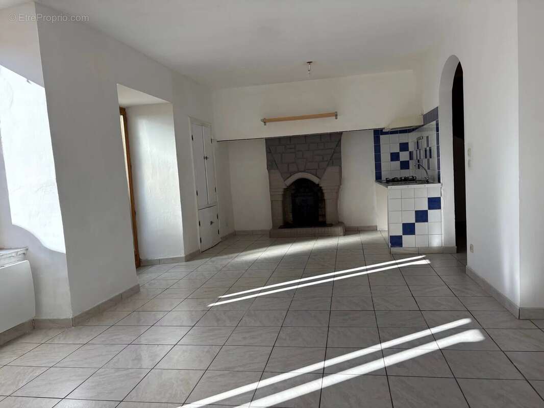 Maison à LA LIVINIERE