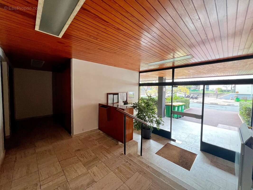 Appartement à PARIS-14E