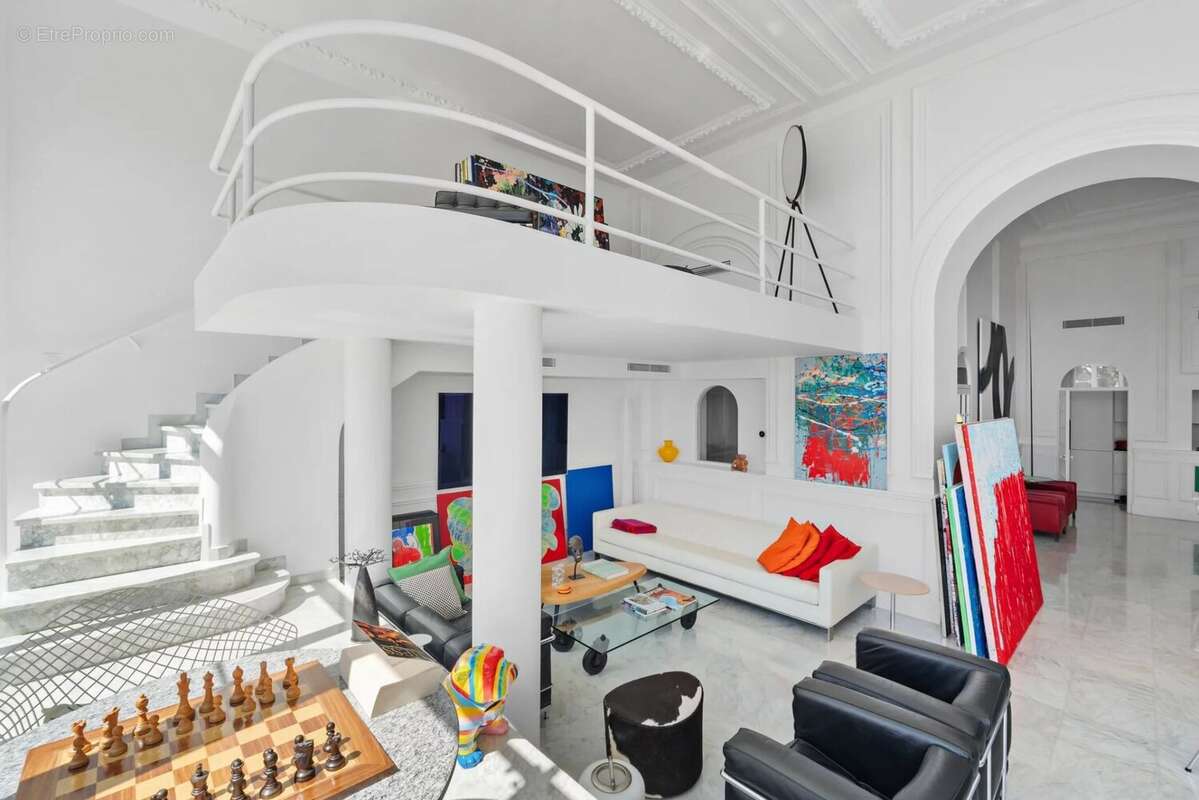 Proche mer - batisse historique - appartement de 245m² - parking collectif - photo 9