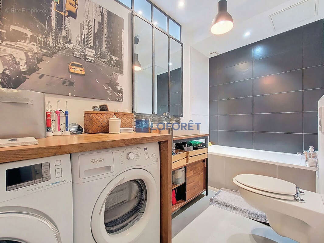 Appartement à PARIS-2E