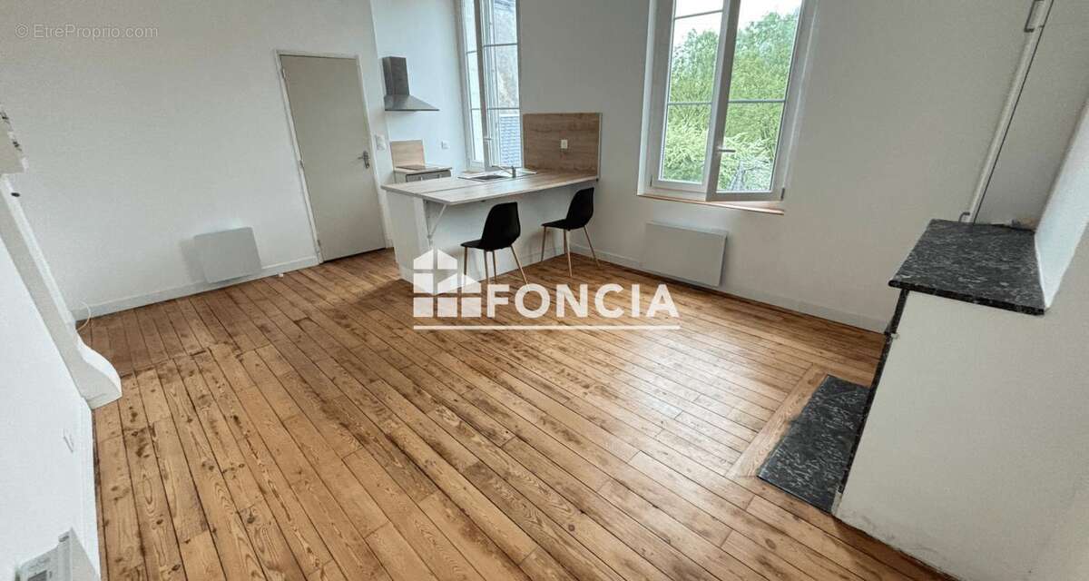 Appartement à SAINT-CYR-SUR-LOIRE