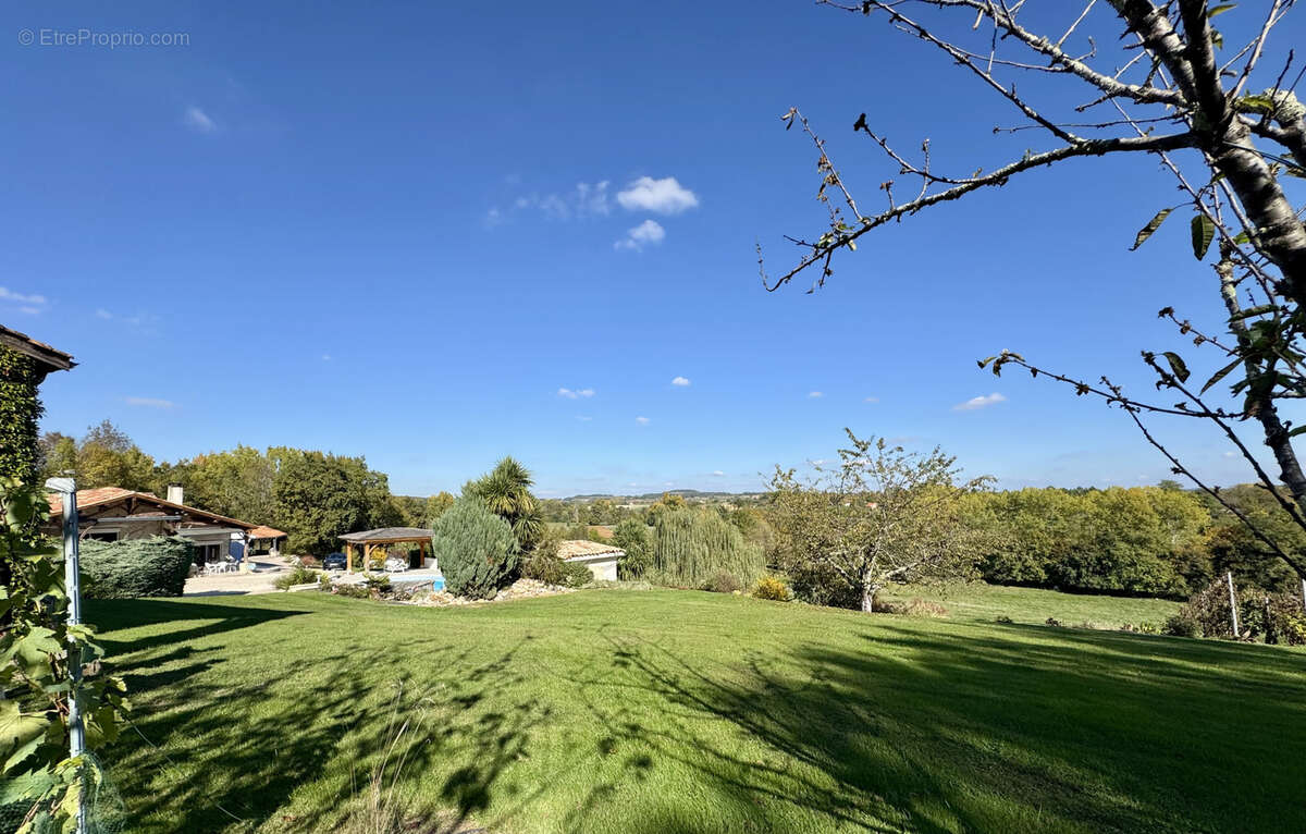 Maison à CASSENEUIL
