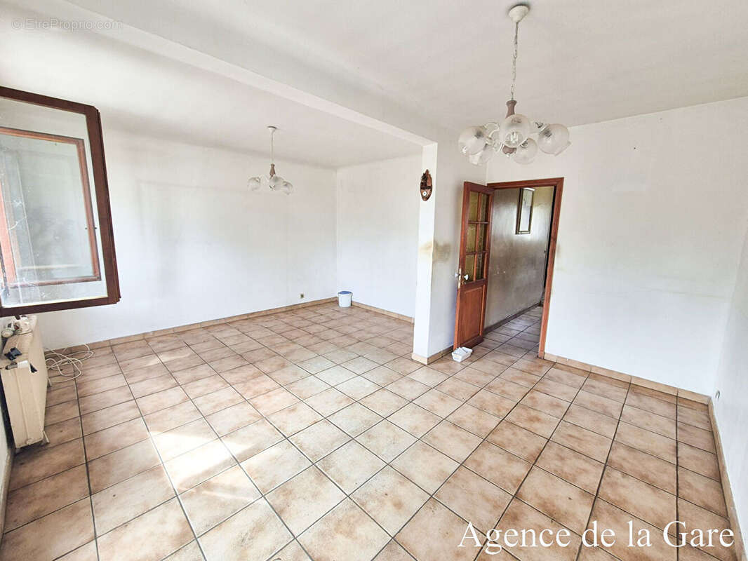 Maison à CARRIERES-SUR-SEINE