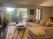 Appartement à EZE