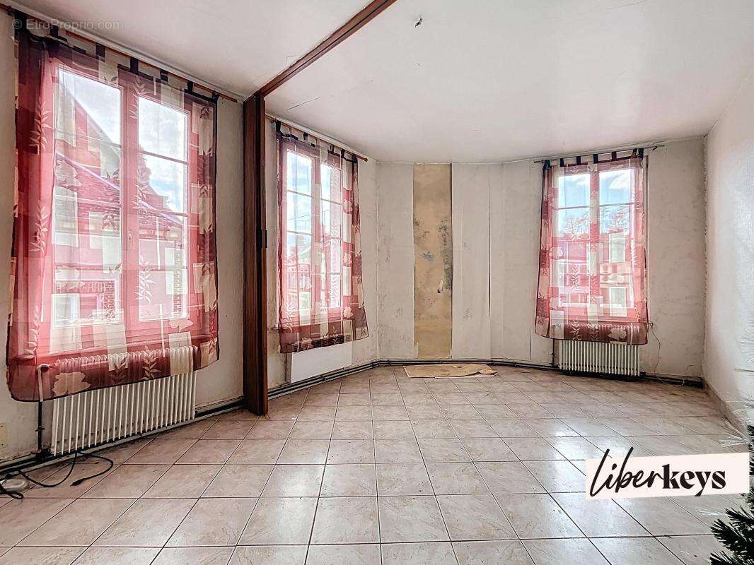 Appartement à TILLIERES-SUR-AVRE