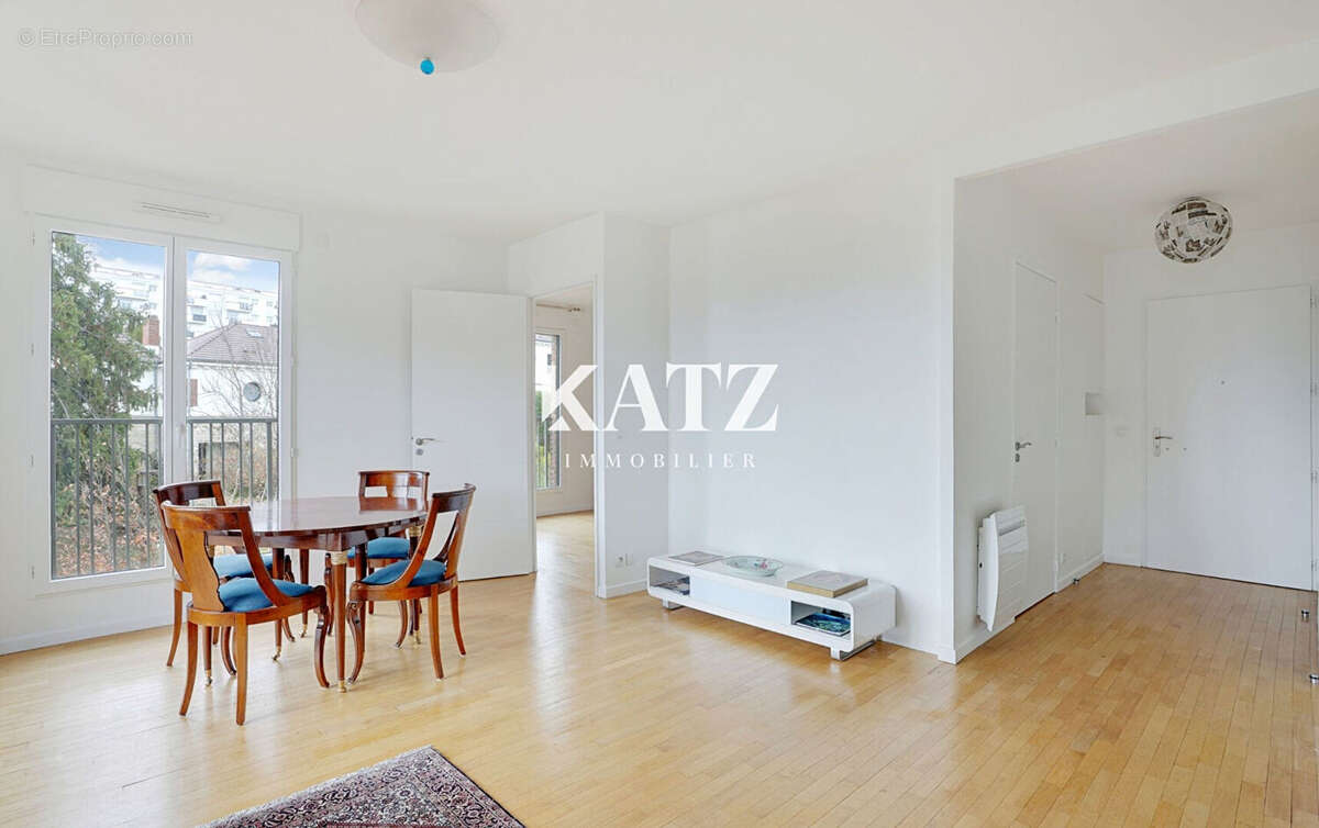 Appartement à GARCHES