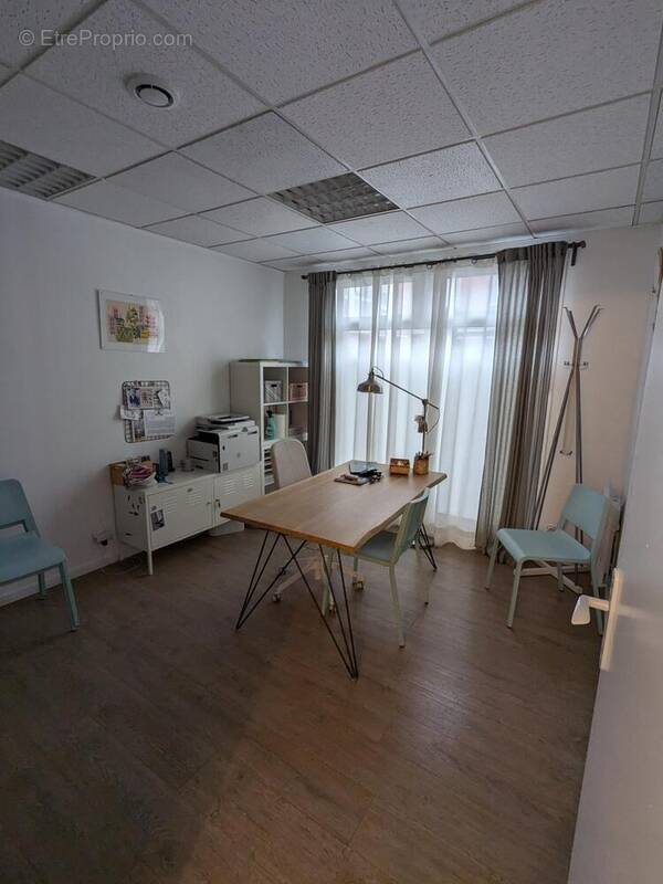 Photo 1 - Commerce à ROUEN