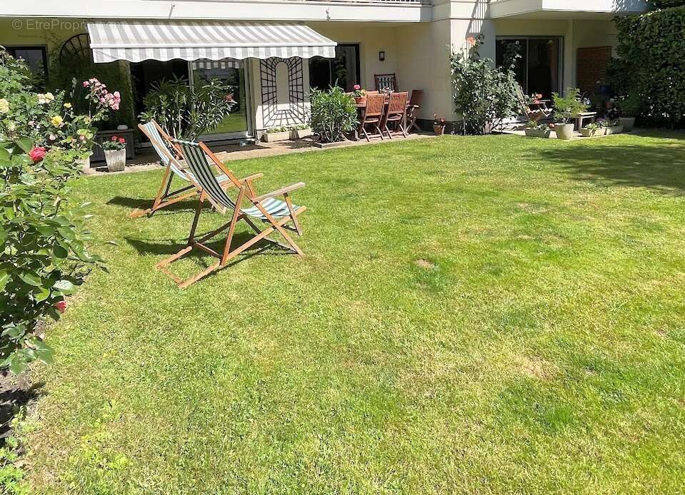 Appartement à VERSAILLES