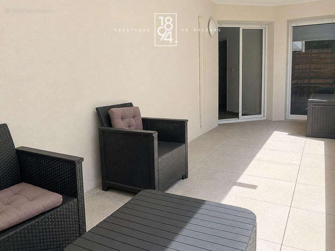 A Vente I T2 avec terrasse I Secteur Timone - photo 2