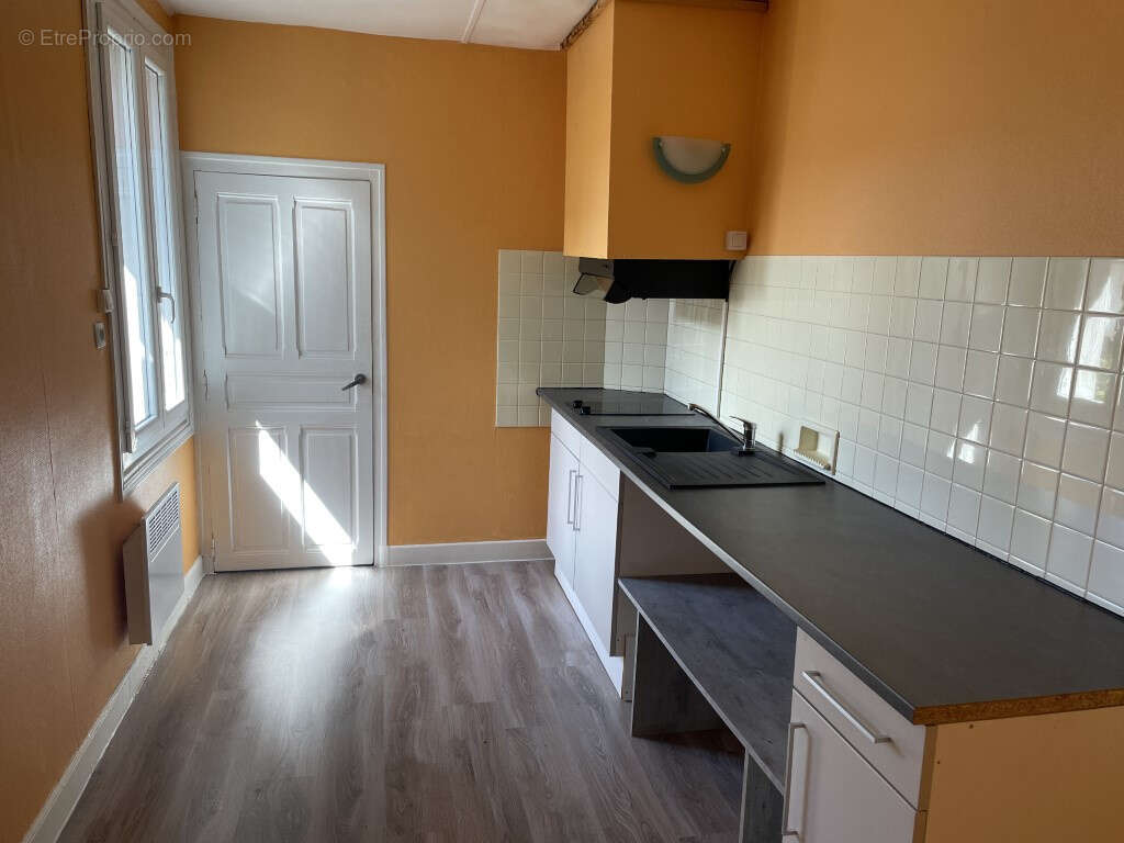 Appartement à LUBERSAC