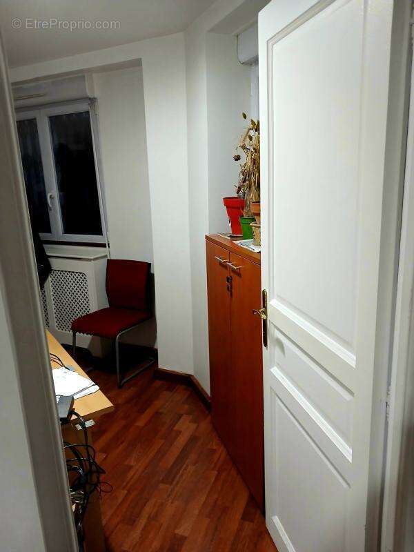 Commerce à PARIS-18E