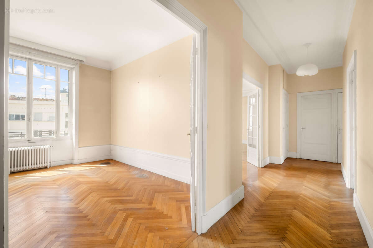 Appartement à LYON-6E